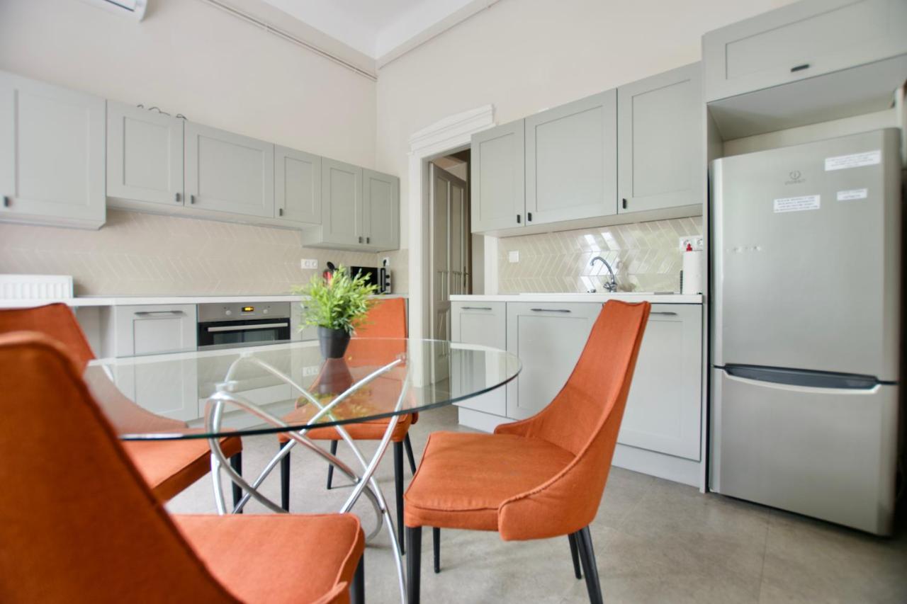 Standard Apartment By Hi5 - Kecskemeti Street Suite Будапешт Экстерьер фото