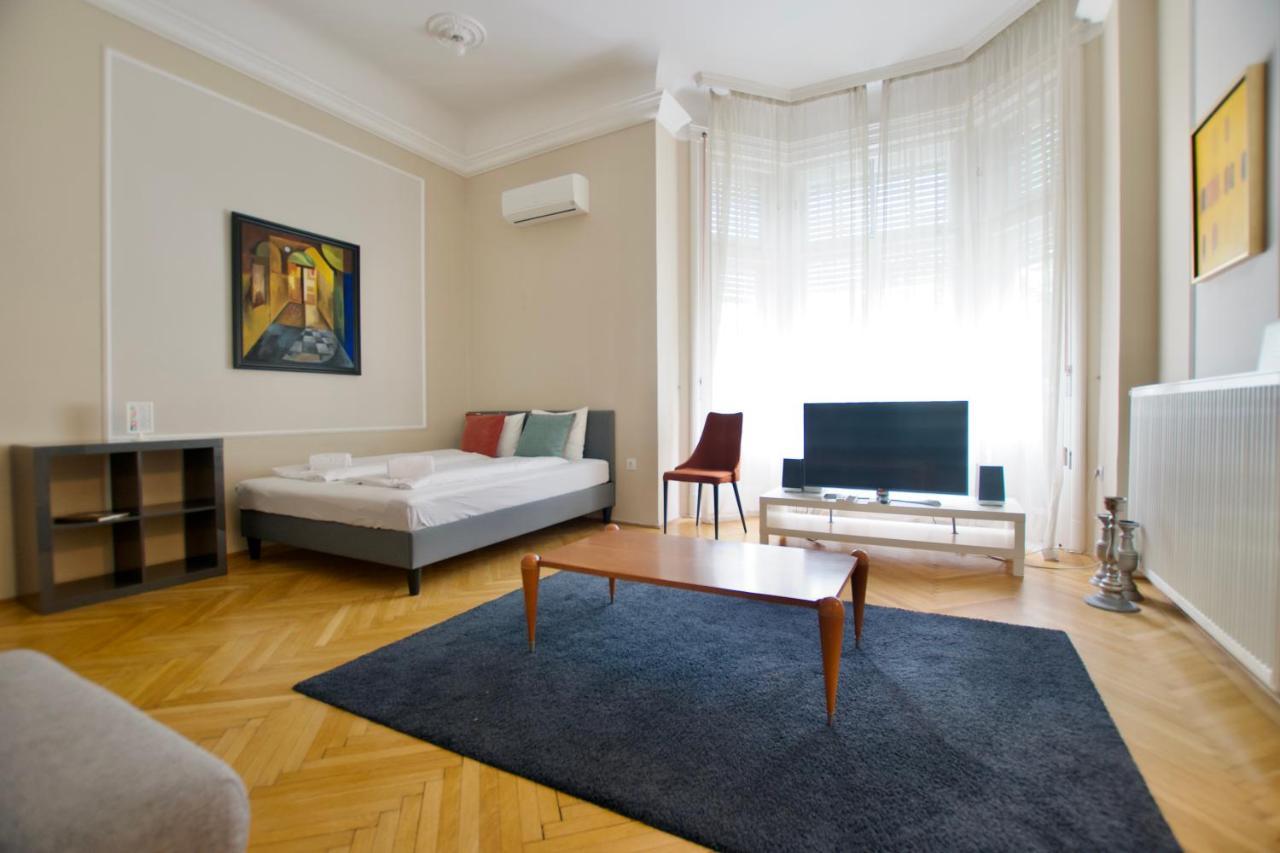 Standard Apartment By Hi5 - Kecskemeti Street Suite Будапешт Экстерьер фото